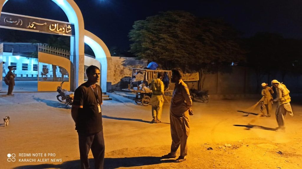 Sindh Solid Waste Management Board continues the process of cleaning in Ramadan
